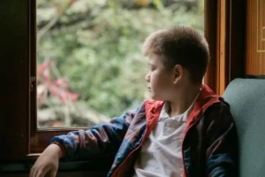 Co warto zabrać do pociągu na kilkugodzinną podróż na ferie?