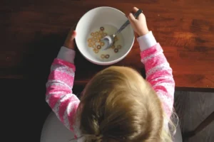 8 najczęstszych błędów w żywieniu dzieci - co mówią dietetycy?